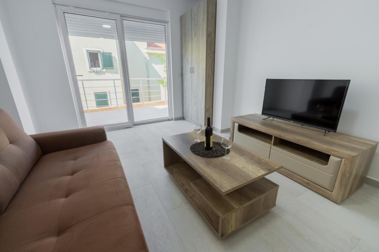 Grejm Lux Family Apartments Петровац Экстерьер фото